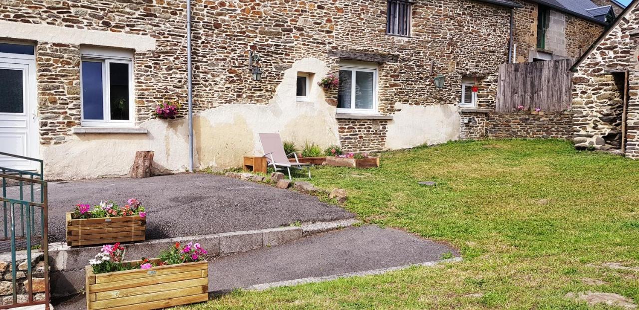 Gite Timeo Mont Saint-Michel Понторсон Екстериор снимка